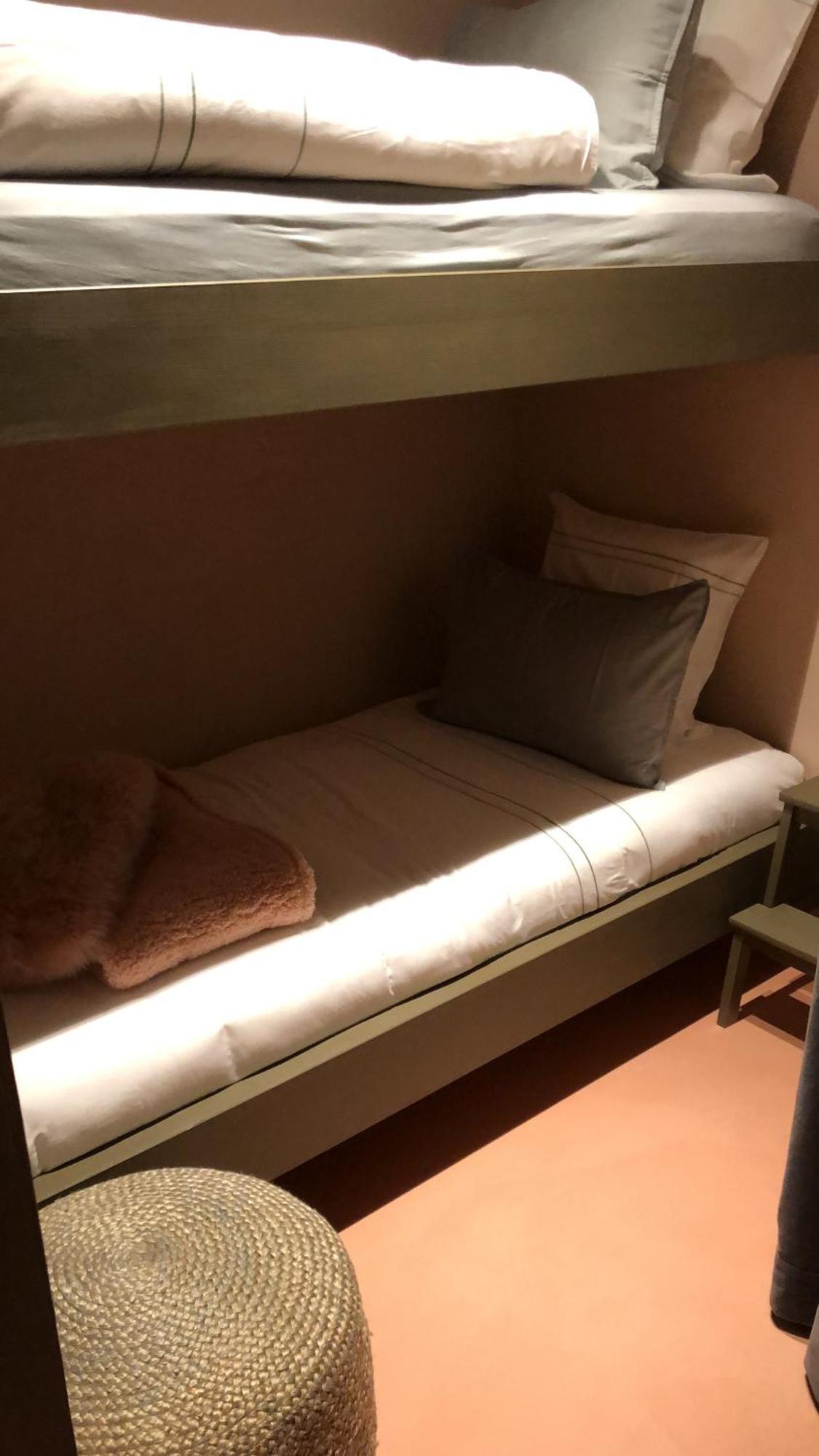 Pastorie Caeneghem Bed & Breakfast Kanegem Bagian luar foto